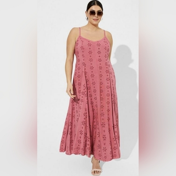 New Torrid Maxi Challis Trapeze Eyelet Dress Size L / 12 - Picture 1 of 6